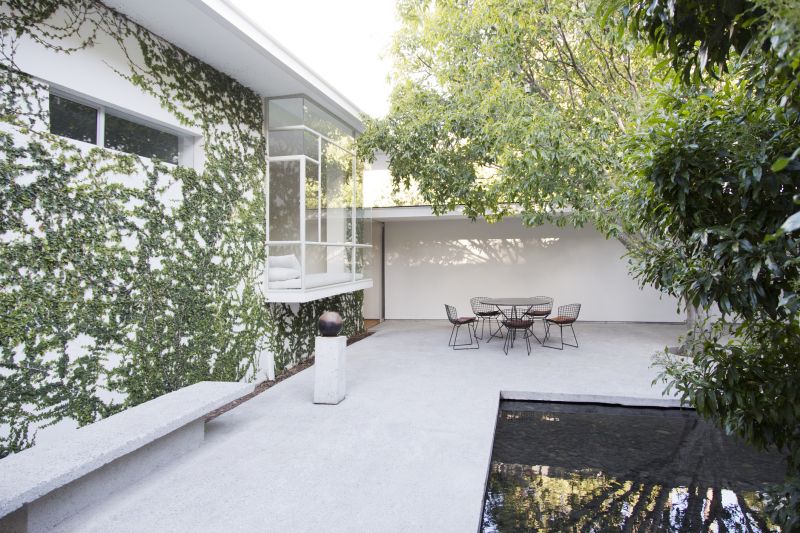 Courtyard Construction Service